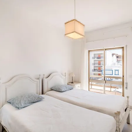 Praiamar Apartment *